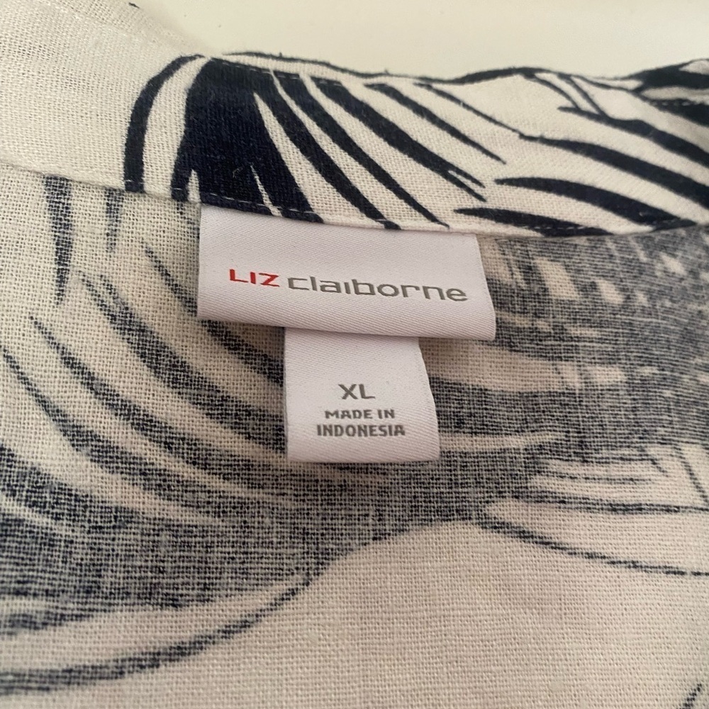 Liz Claiborne Linen Blend, Long Sleeve, Button Down Shirt, Size XL, Tropical - Picture 7 of 7